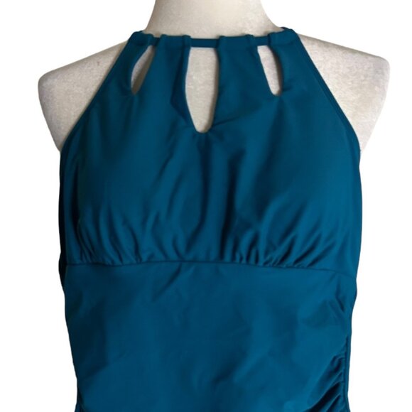 NWT Cupshe Turquoise Halter One-Piece Swimsuit With Keyhole Front - Picture 3 of 8